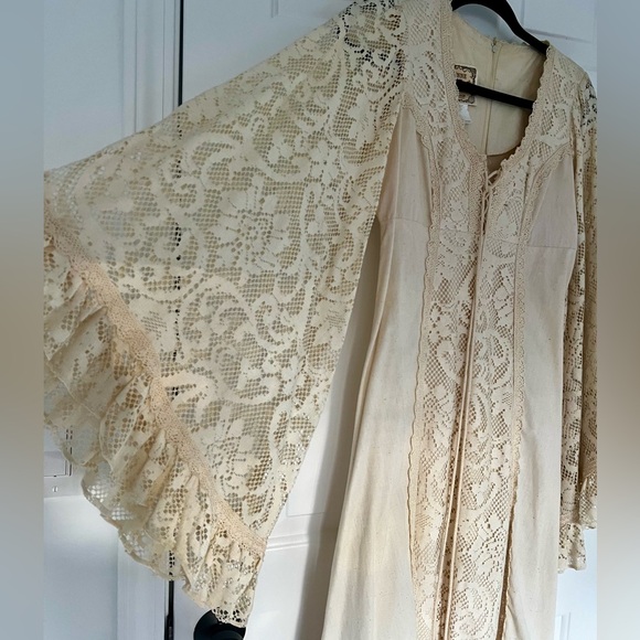 Gunne Sax Cream Lace Long Sleeve Dress - Picture 3 of 5
